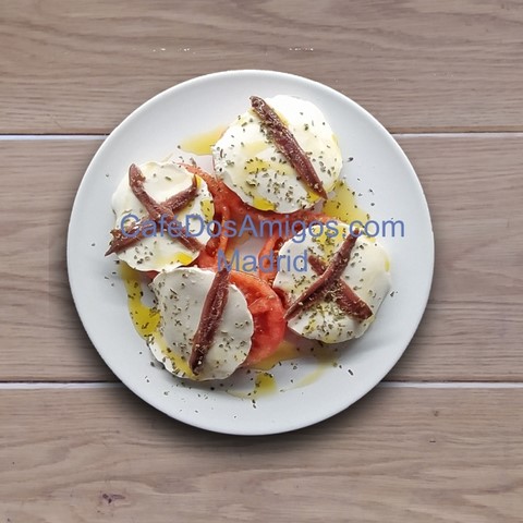 Café Dos Amigos Madrid TOMATE, QUESO Y ANCHOA
